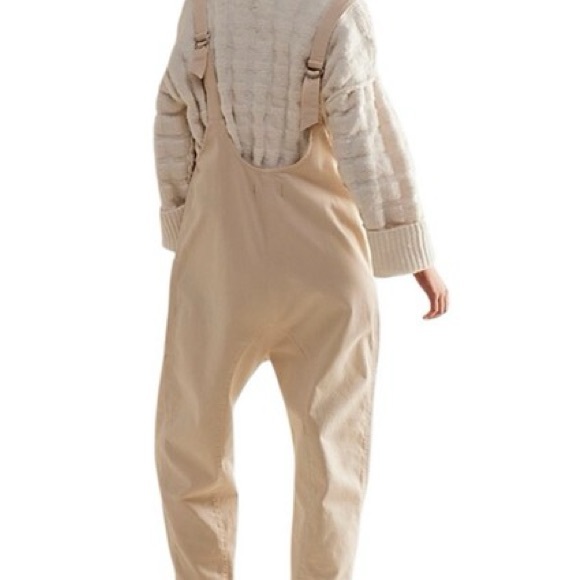 Free People We The Free Jumpsuit Womens High Roller Ivory Denim Pull On Overall - Picture 11 of 11
